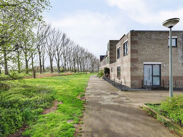 Mina Krüseman-erf 130, Dordrecht