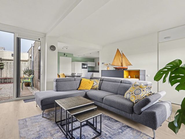 Mina Krüseman-erf 130, Dordrecht