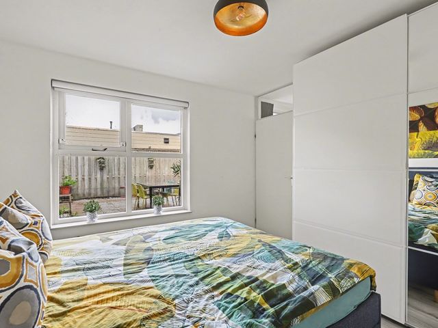 Mina Krüseman-erf 130, Dordrecht