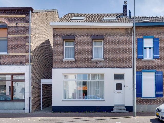 Ambyerstraat Noord 94AB, Maastricht