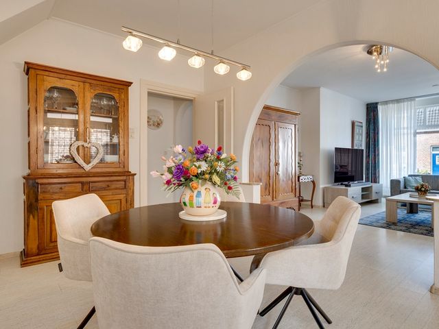 Ambyerstraat Noord 94AB, Maastricht