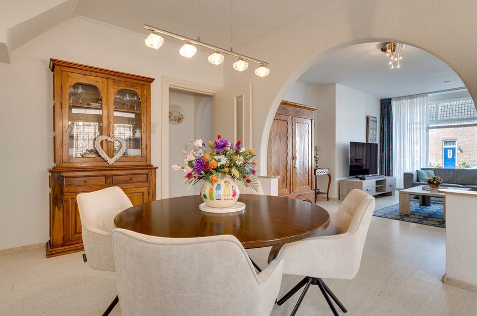 Ambyerstraat Noord 94AB