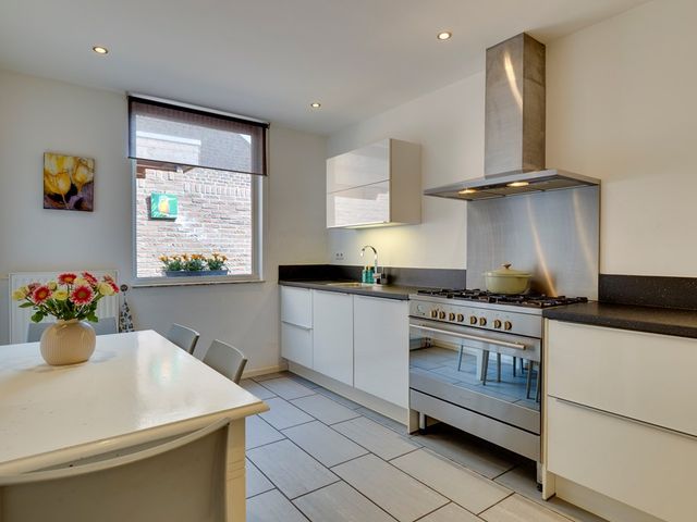 Ambyerstraat Noord 94AB, Maastricht