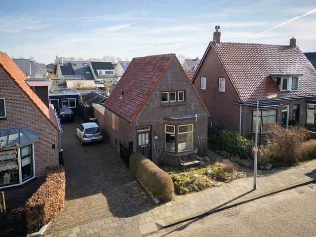 Slingerweg 111, Hippolytushoef