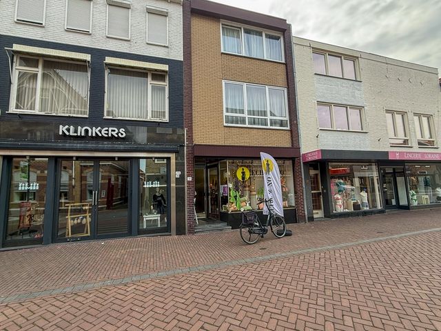 Bovenste straat 31, Echt