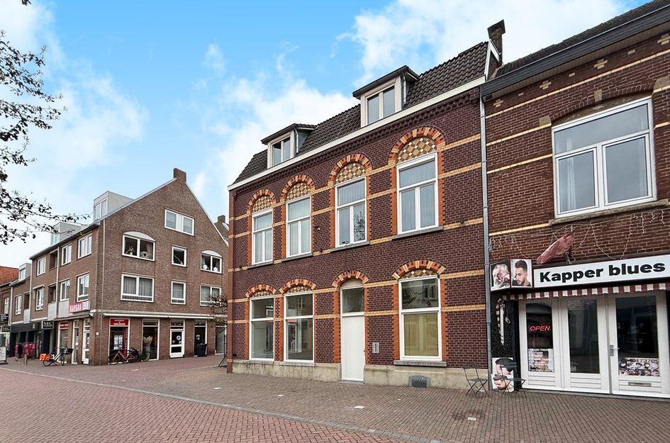 Bovenste straat 51