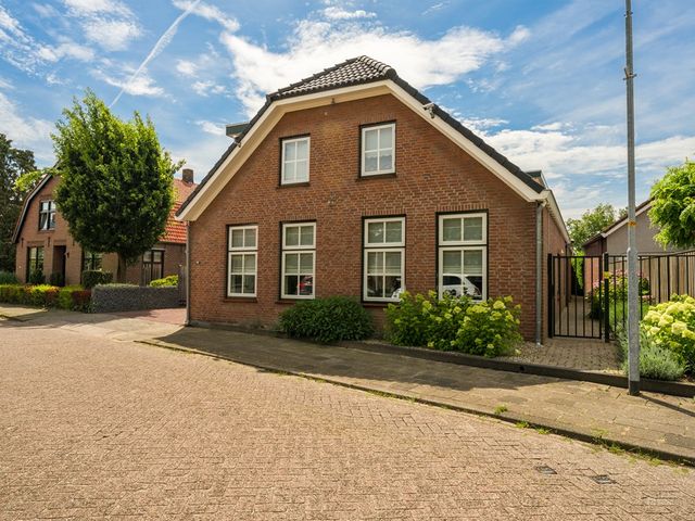 Voorstraat 21, Velddriel