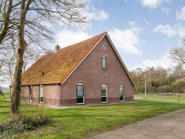 Noord-Oosterweg 15, Radewijk