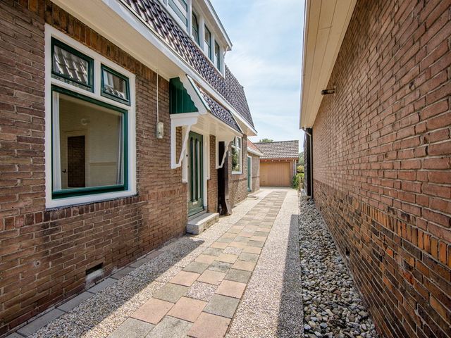 Ds L Touwenlaan 32, Makkum