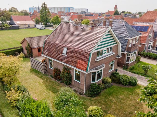 Ds L Touwenlaan 32, Makkum