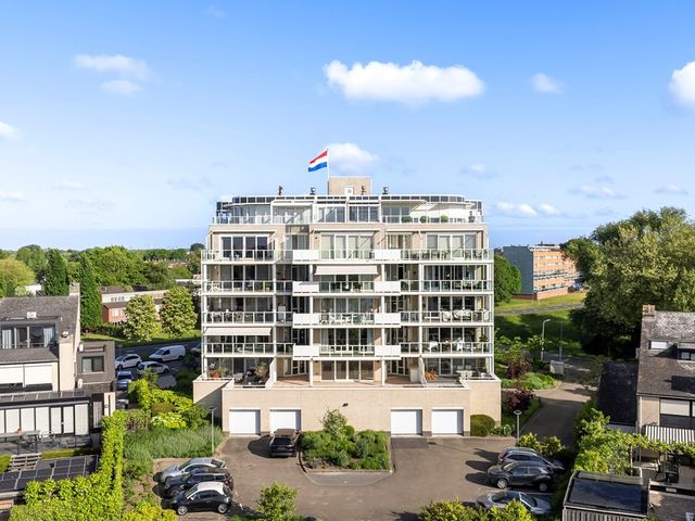 Krammer 44, Zwijndrecht