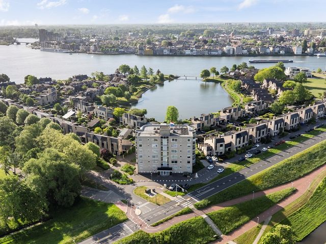 Krammer 44, Zwijndrecht