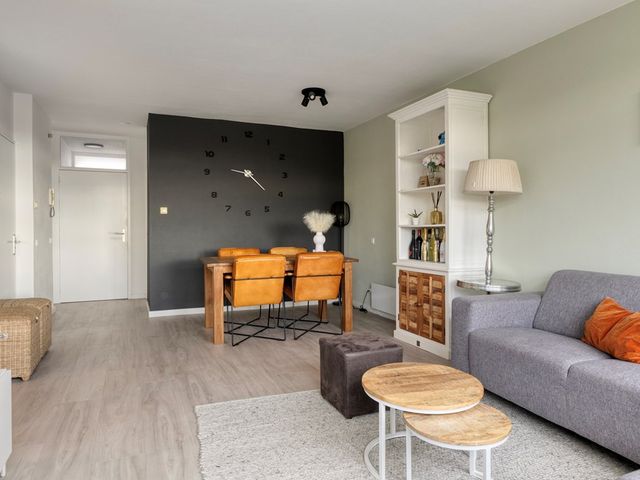 H Kamerlingh Onnesstraat 72, Zwijndrecht