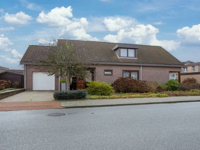 Wattstraat 8, Landgraaf