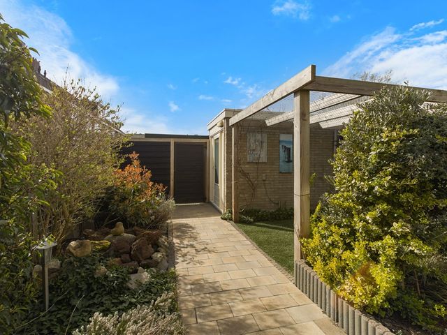 Essenlaan 10, Ouderkerk aan den IJssel