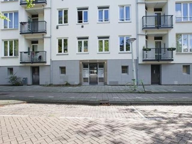 James Rosskade , Amsterdam