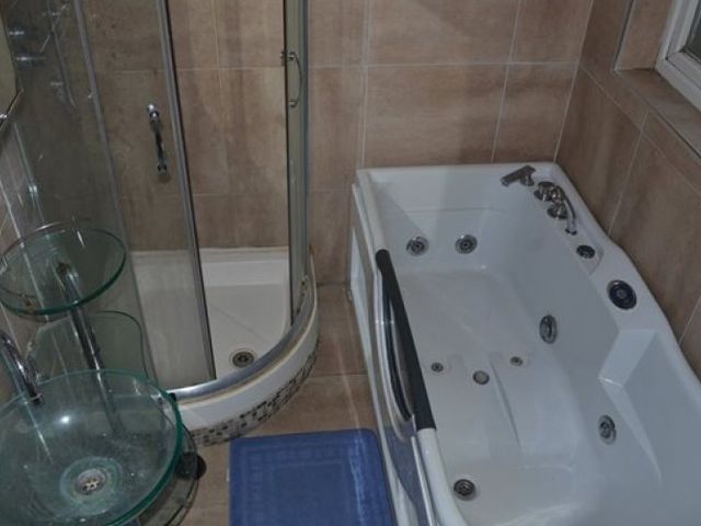 Hendrik Zwaardecroonstraat , 's-Gravenhage