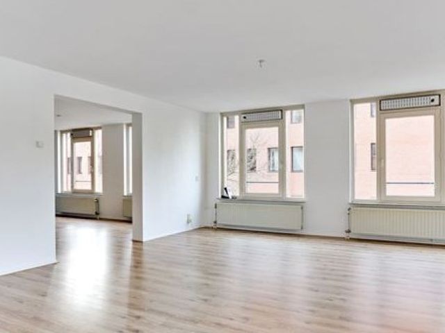 Clermontlunet , Maastricht