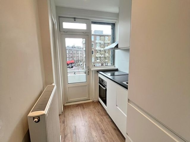 Admiraal de Ruyterweg 33C, Rotterdam