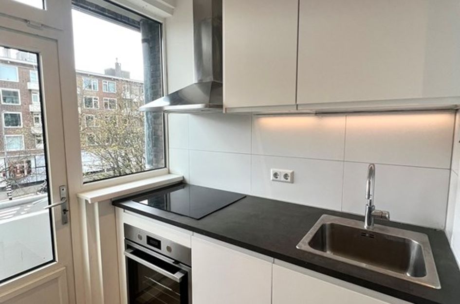 Admiraal de Ruyterweg 33C