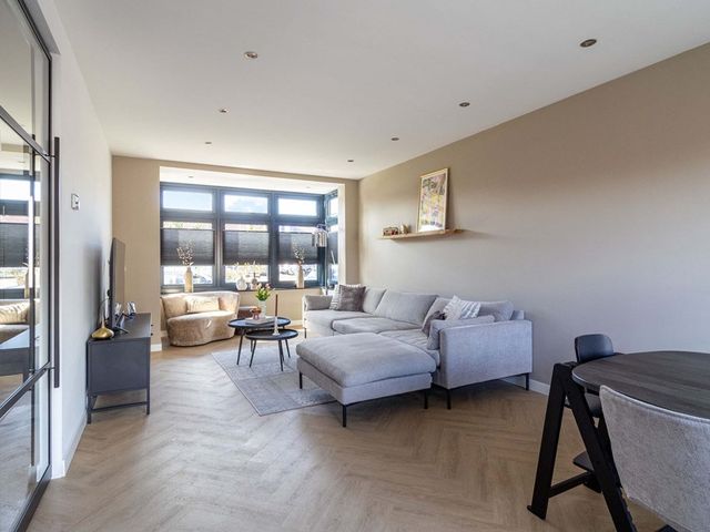 Oude Gest 6, Bunschoten-Spakenburg