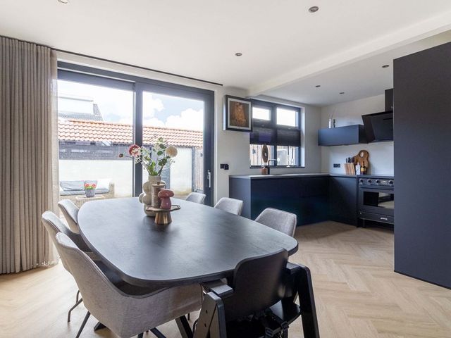 Oude Gest 6, Bunschoten-Spakenburg