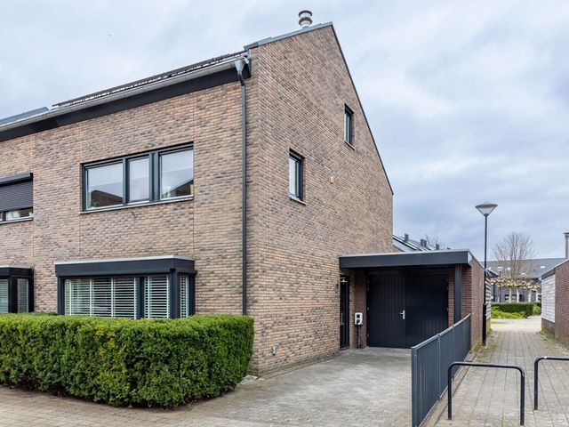 Voorsteven 7, Bunschoten-Spakenburg