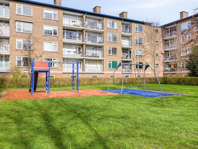 Ruysdaelstraat 100, Heemskerk