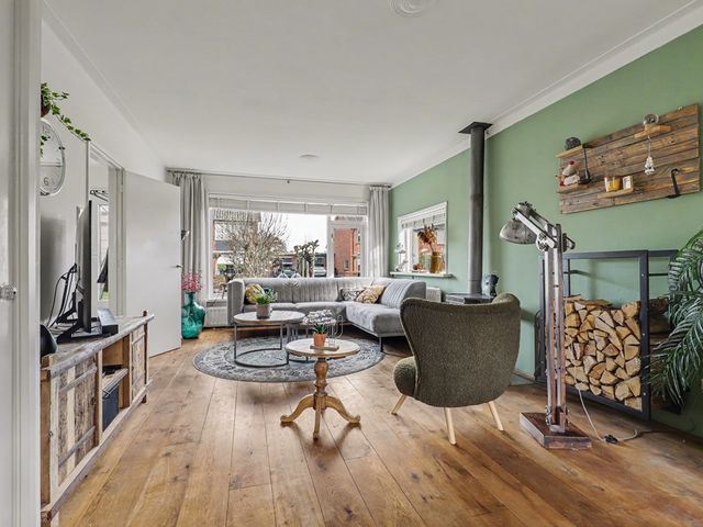 Koningin Julianastraat 4, Lienden