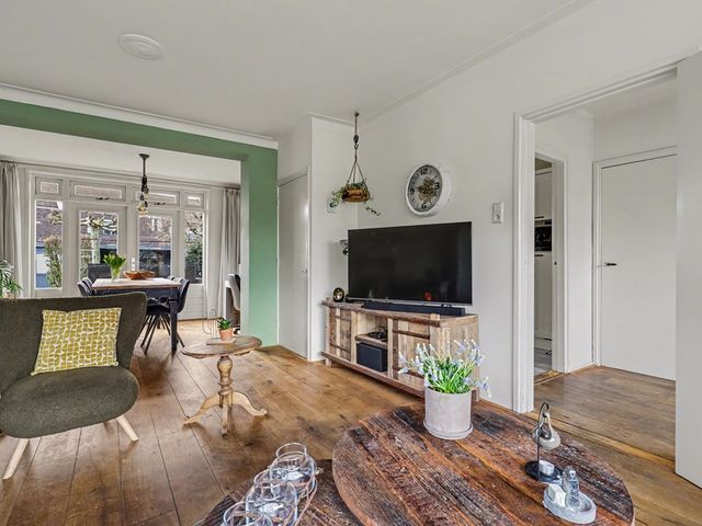 Koningin Julianastraat 4, Lienden