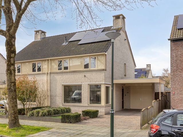 Bartokstraat 32, Schijndel