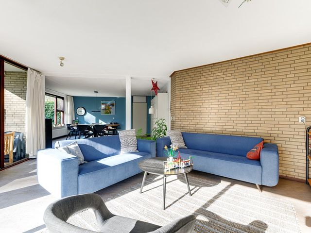 Hooikamp 108, Leidschendam