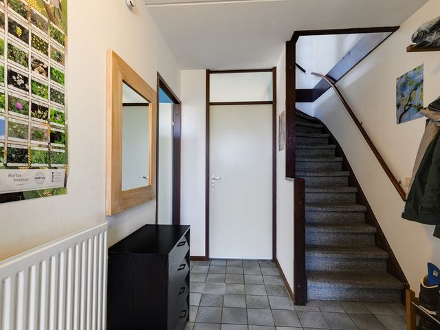 Hooikamp 108, Leidschendam