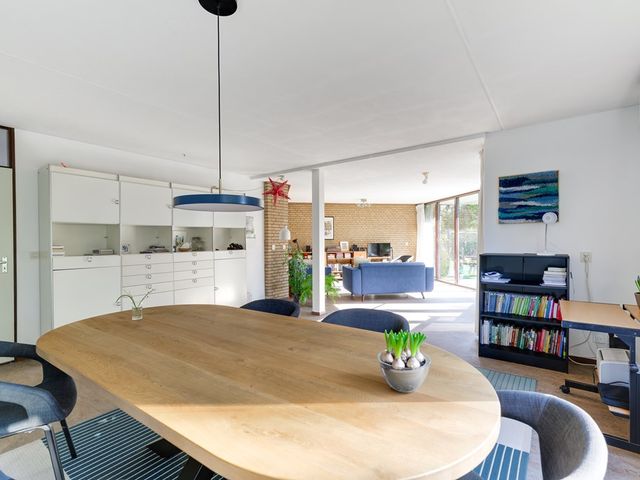 Hooikamp 108, Leidschendam