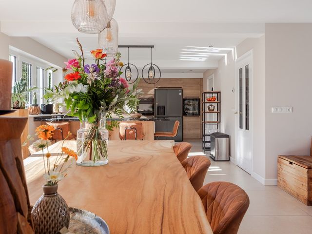 Houtduif 10, Blokker