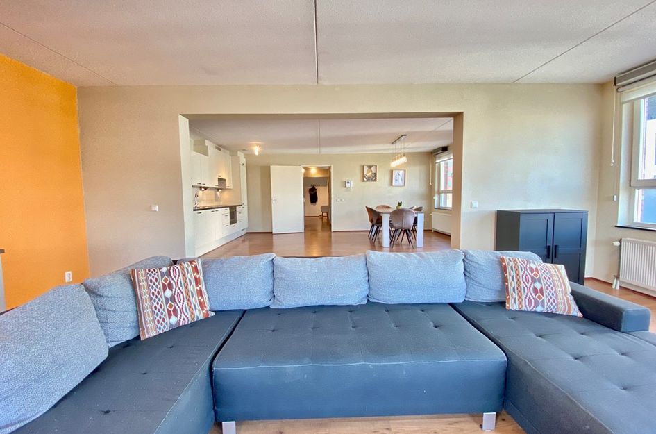 Ernest Groosmanplein 13