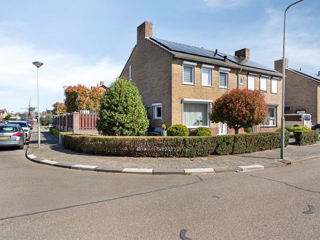 Kruchterstraat 41, Maasbracht