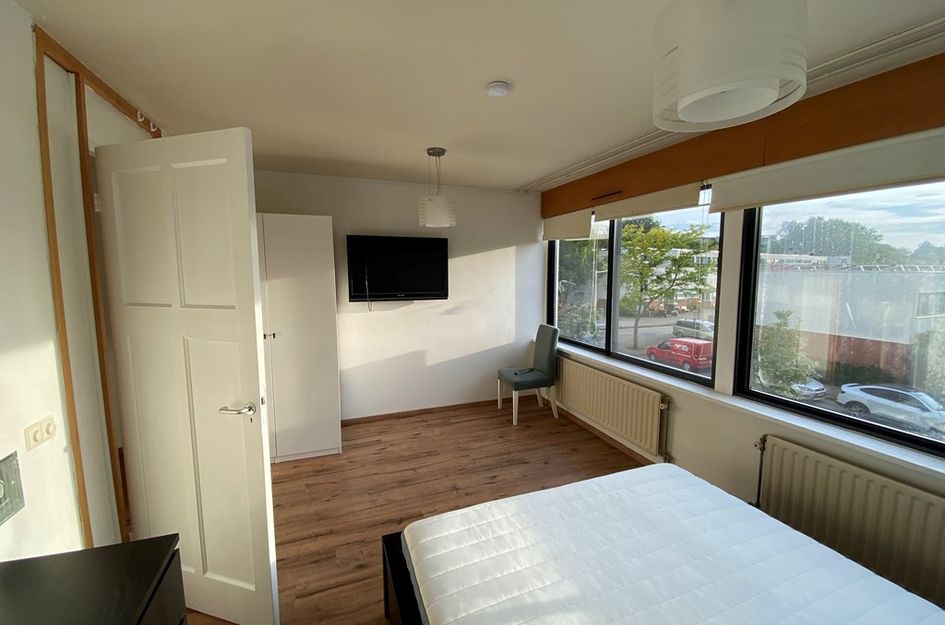 Duke Ellingtonstraat 28