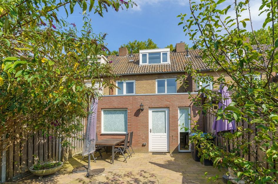 Maximiliaanstraat 15