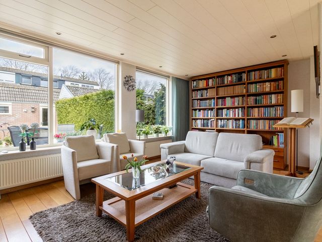 Almarestraat 13, Bunschoten-Spakenburg