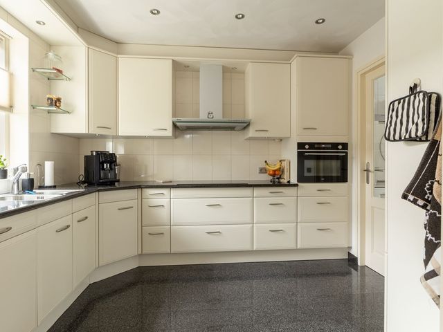 Almarestraat 13, Bunschoten-Spakenburg