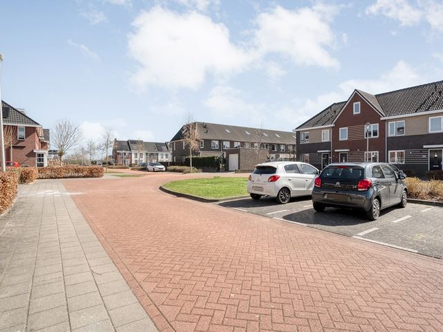 Jongsmalaan 27, Hardenberg