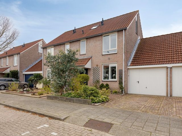 Laan van Assumburg 26b, Heemskerk