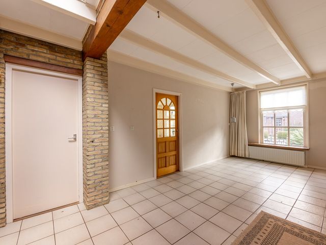 Cynthia Lenigestraat 1, Makkum