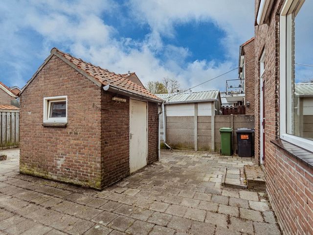 Troelstrastraat 70, Hardinxveld-Giessendam