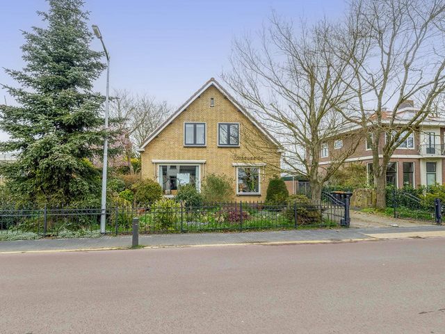 Kerkebuurt 167, Berkhout