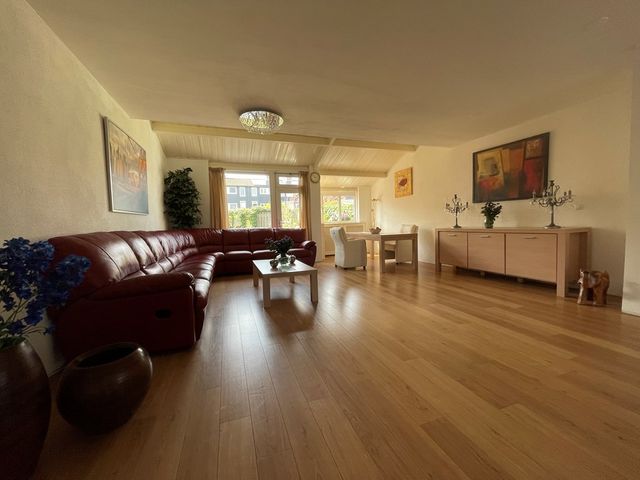 Europaweg 60, Zwijndrecht