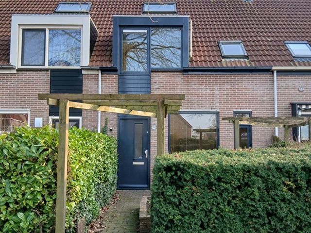 Stijgbeugel 19, Zwaag