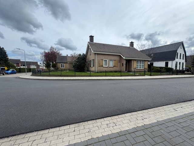 Dorpstraat 50, Dreumel