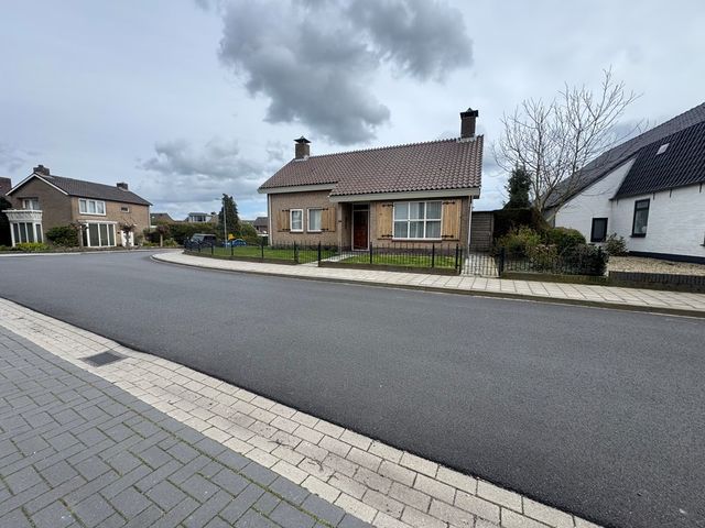 Dorpstraat 50, Dreumel